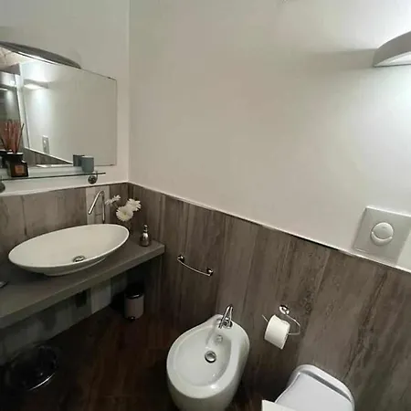 Al Centro Exclusive *